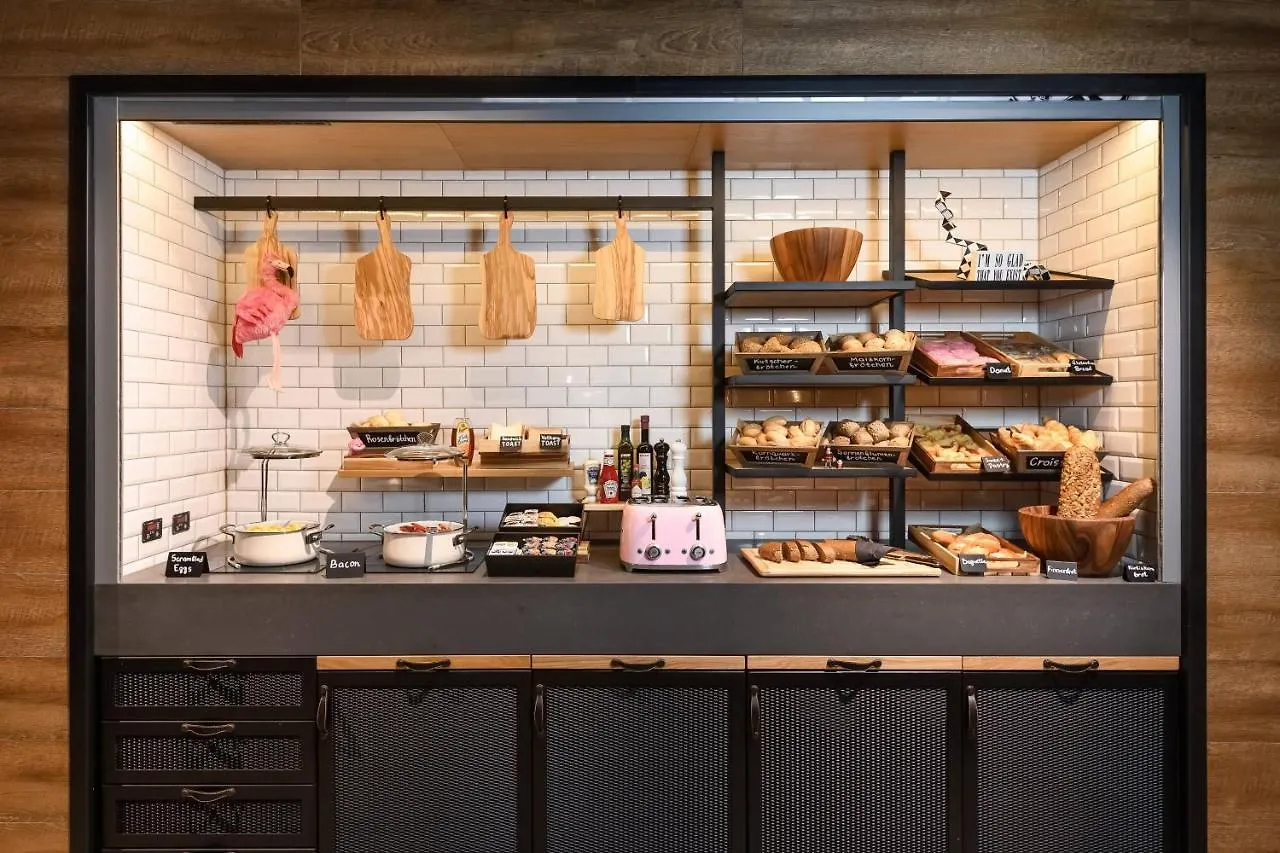 Hotel Moxy Stuttgart Feuerbach