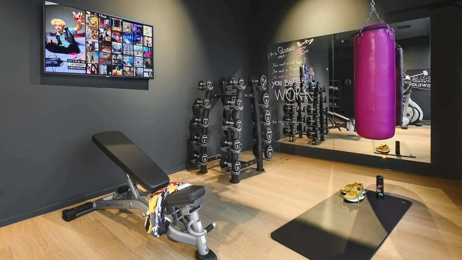 Hotel Moxy Stuttgart Feuerbach 3*,